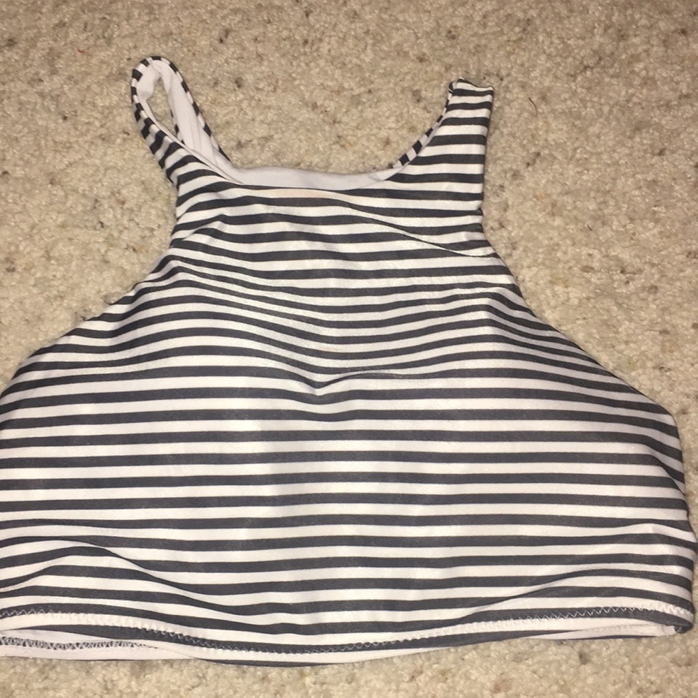 HIGH NECK SWIM TOP